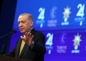 Cumhurbaşkanı Erdoğan, “YOLUMUZA TAŞ KOYMAK İSTEYENLER OLDU”